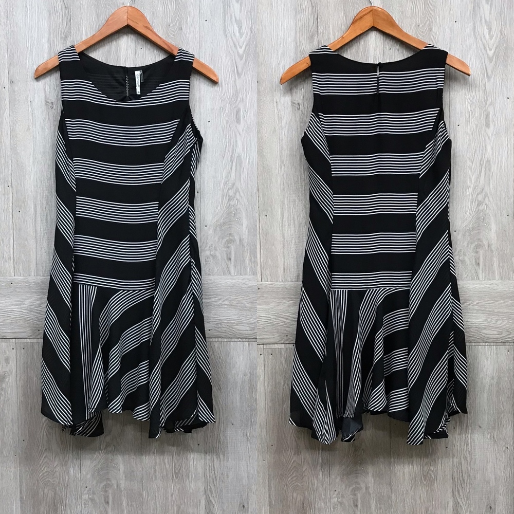 Black White Striped Flared Mini Midi Dress - Picture 2 of 5